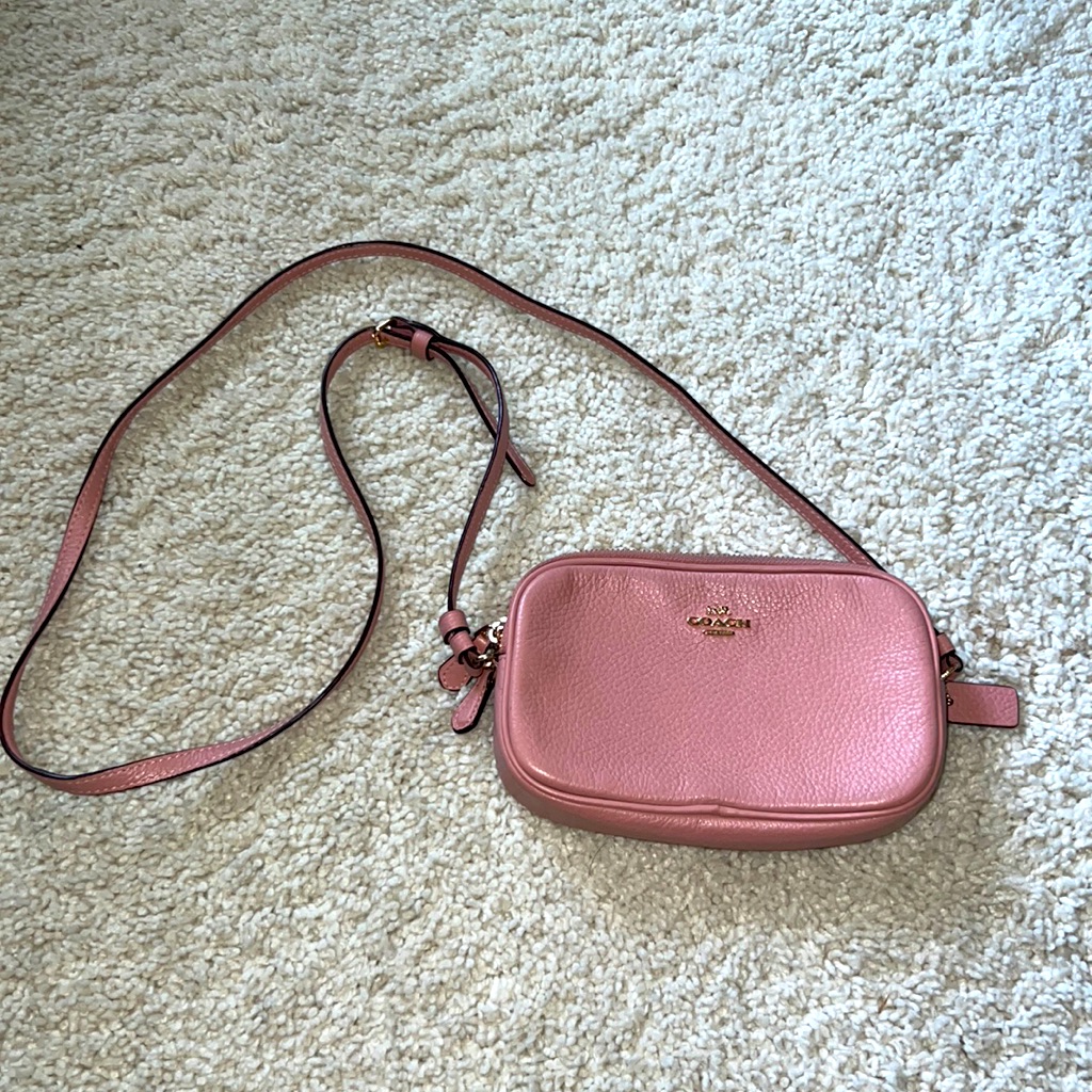 Coach - Mini Jamie Camera Crossbody Bag